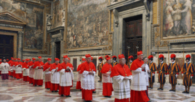 Poche ore al conclave