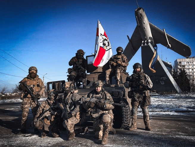 Volontari bielorussi del reggimento Kalinouski durante la battaglia di Bakhmut. Gennaio 2023. Foto: facebook.com/kalinouskipolk/