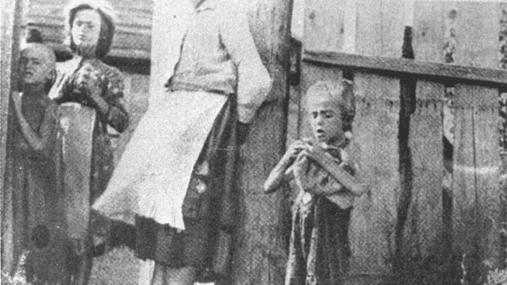 Bambini denutriti durante l'Holodomor.