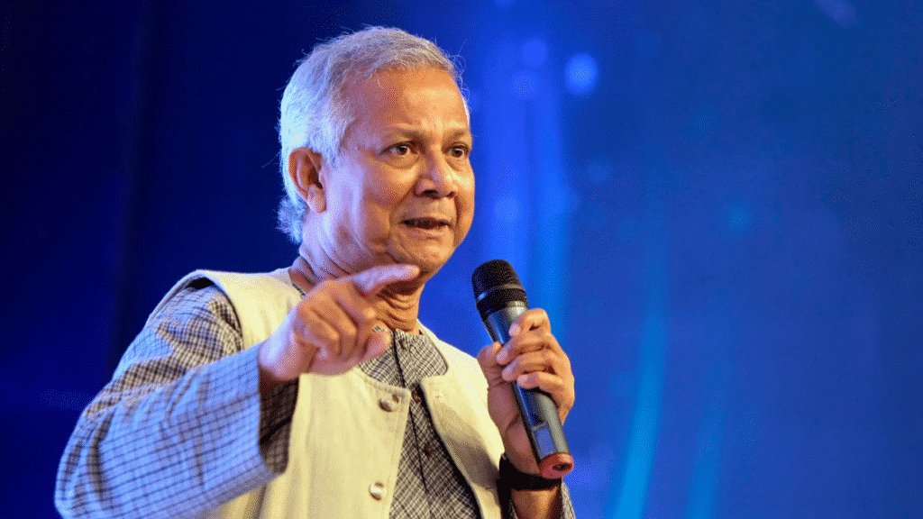 Muhammad Yunus, attualmente a capo del Governo in Bangladesh.