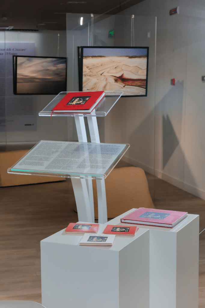 Il volume esposto al pubblico.