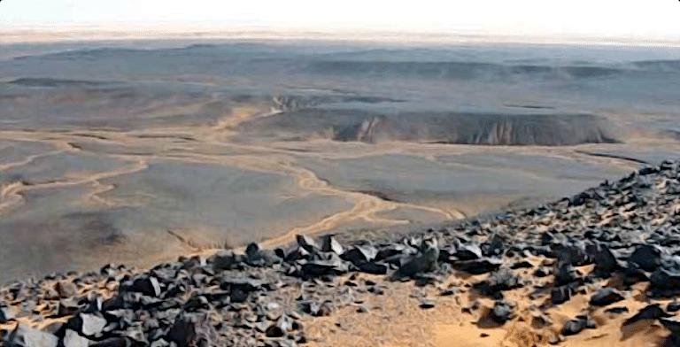 Le distese di minerali ferrosi attorno a Gara Djebilet.