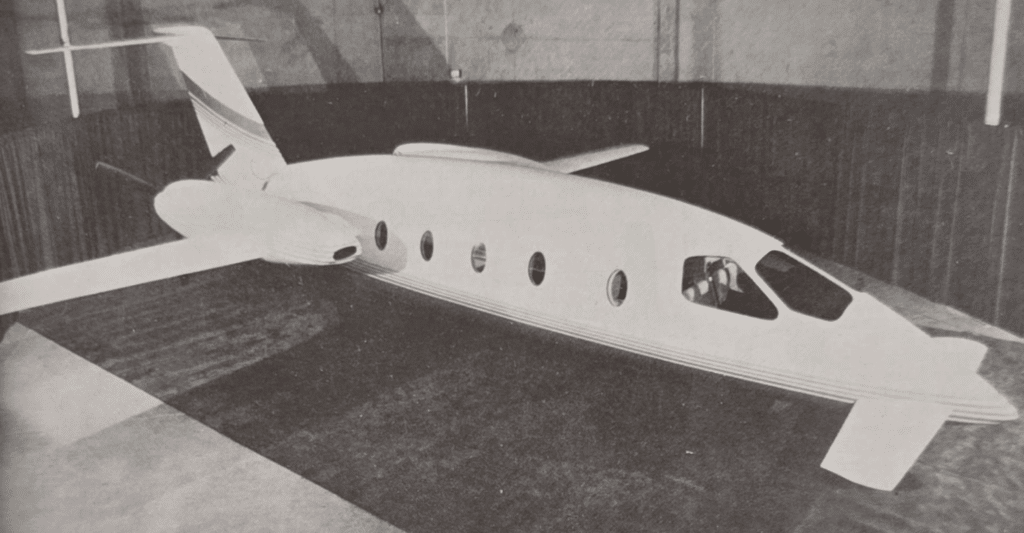 Il Gates-Piaggio GP 180: un progetto innovativo che utilizza materiali compositi, e che sarà potenziato da due turboeliche PT6A-66 che permettono una velocità da crociera di 750 km/h e un raggio di 4000 km.