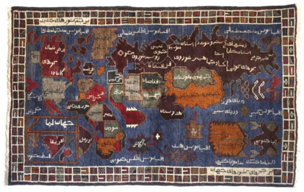 Tappeto raffigurante una mappa del mondo, in lana annodata, Afghanistan occidentale. Acquistato a Peshawar (Pakistan) nel 1989, 95 x 158 cm.
