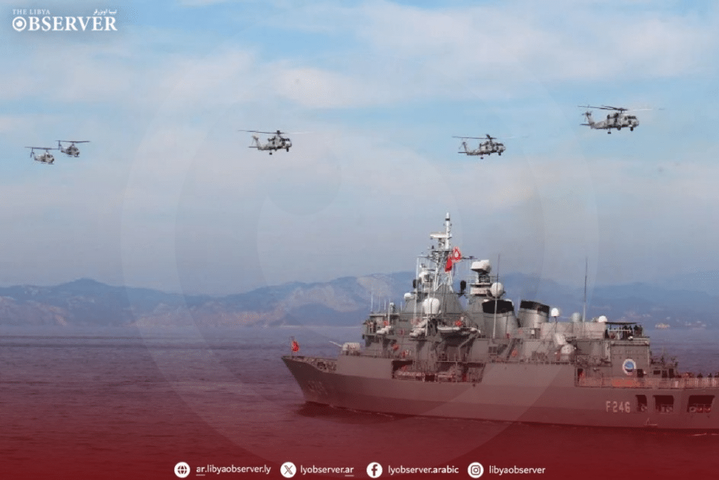 Una rielaborazione grafica della testata "The Lybia Observer" da una foto scattata durante le esercitazioni militari di EFES-2026.