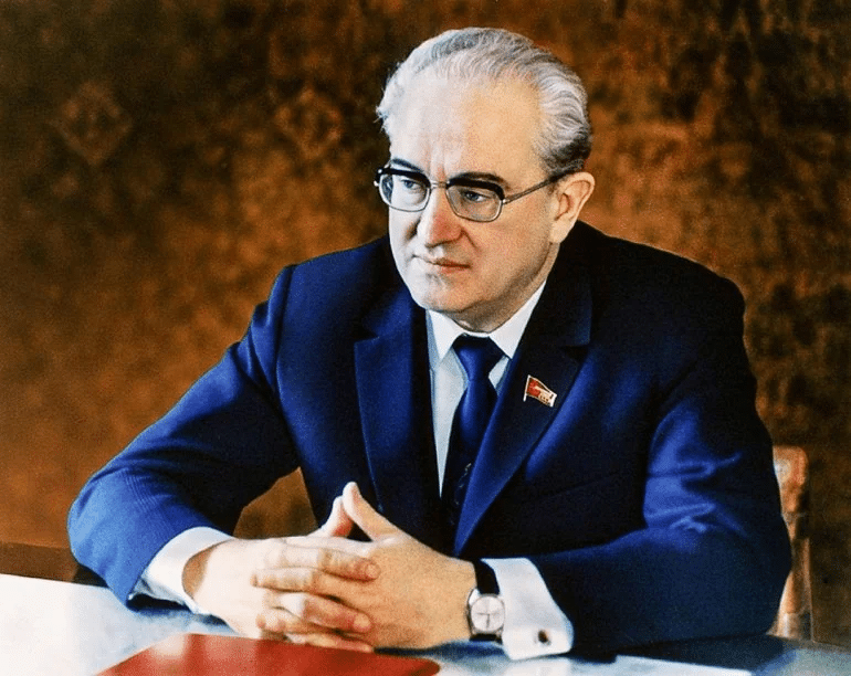 Andopov poco dopo la nomina a Segretario Generale del Comitato Centrale del Partito Comunista dell'Unione Sovietica.