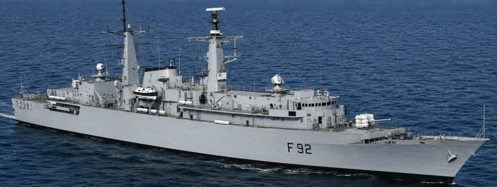 L’HMS BOXER (F 92) è stata la prima nave Type 22 (serie II) della classe BROADSWORD. Prime unità della Royal Navy a essere costruite unicamente con armamento missilistico e utilizzanti il sistema metrico, le navi di questa seconda serie sono più grandi con una dotazione d’armi più avanzata.