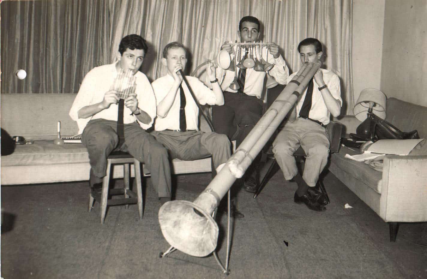 Carlos Núñez Cortés, Marcos Mundstock, Daniel Durán e Gerardo Masana durante una prova di I Musicisti nel 1965